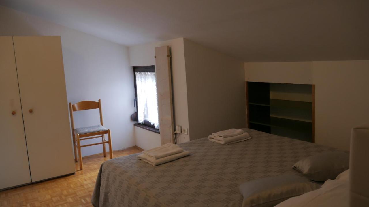 Apartment Kornarija Бує Екстер'єр фото